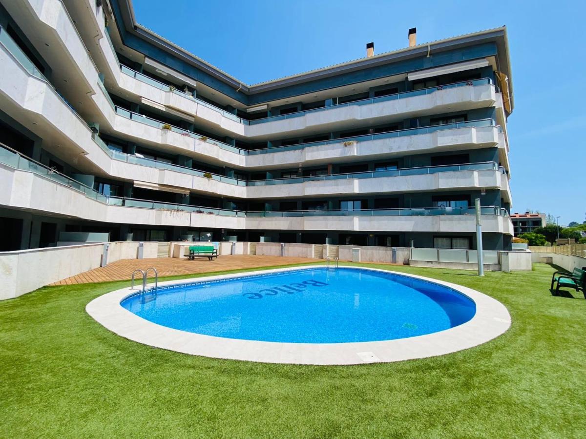 Appartamento Relax Apartamento Playa Fenals Lloret de Mar Esterno foto